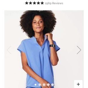 Figs scrub top